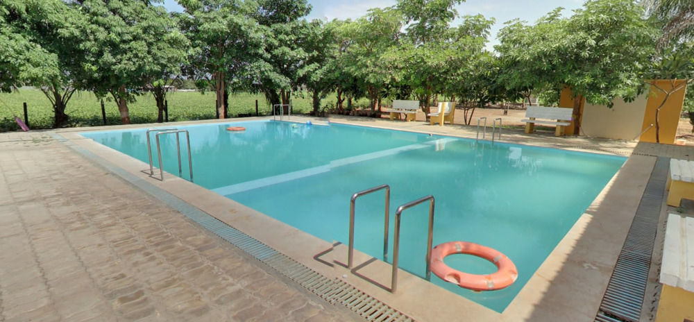 Gir Jungle Lodge Гирский лес Экстерьер фото