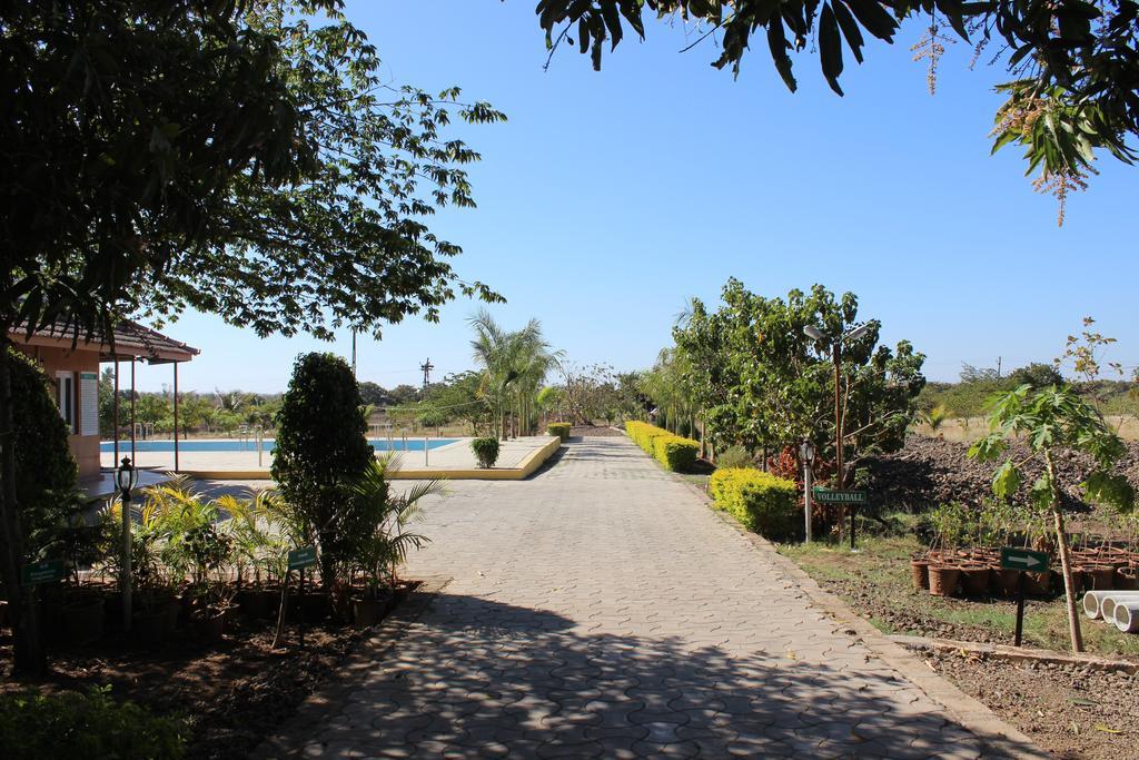 Gir Jungle Lodge Гирский лес Экстерьер фото