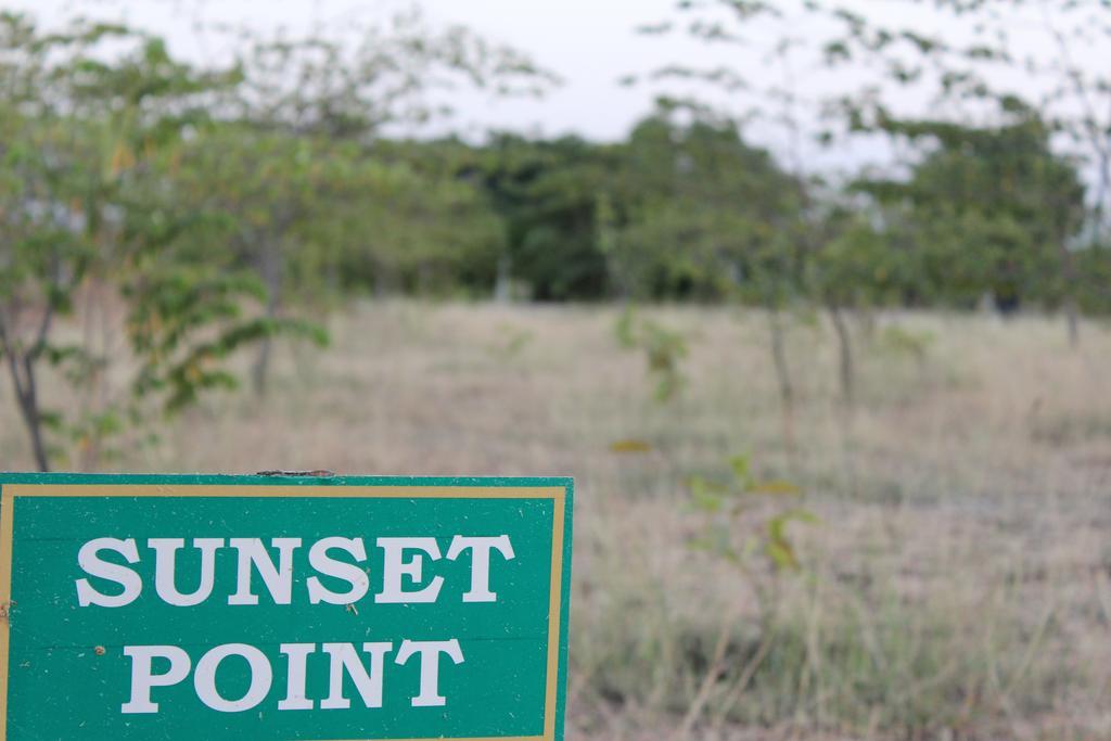 Gir Jungle Lodge Гирский лес Экстерьер фото